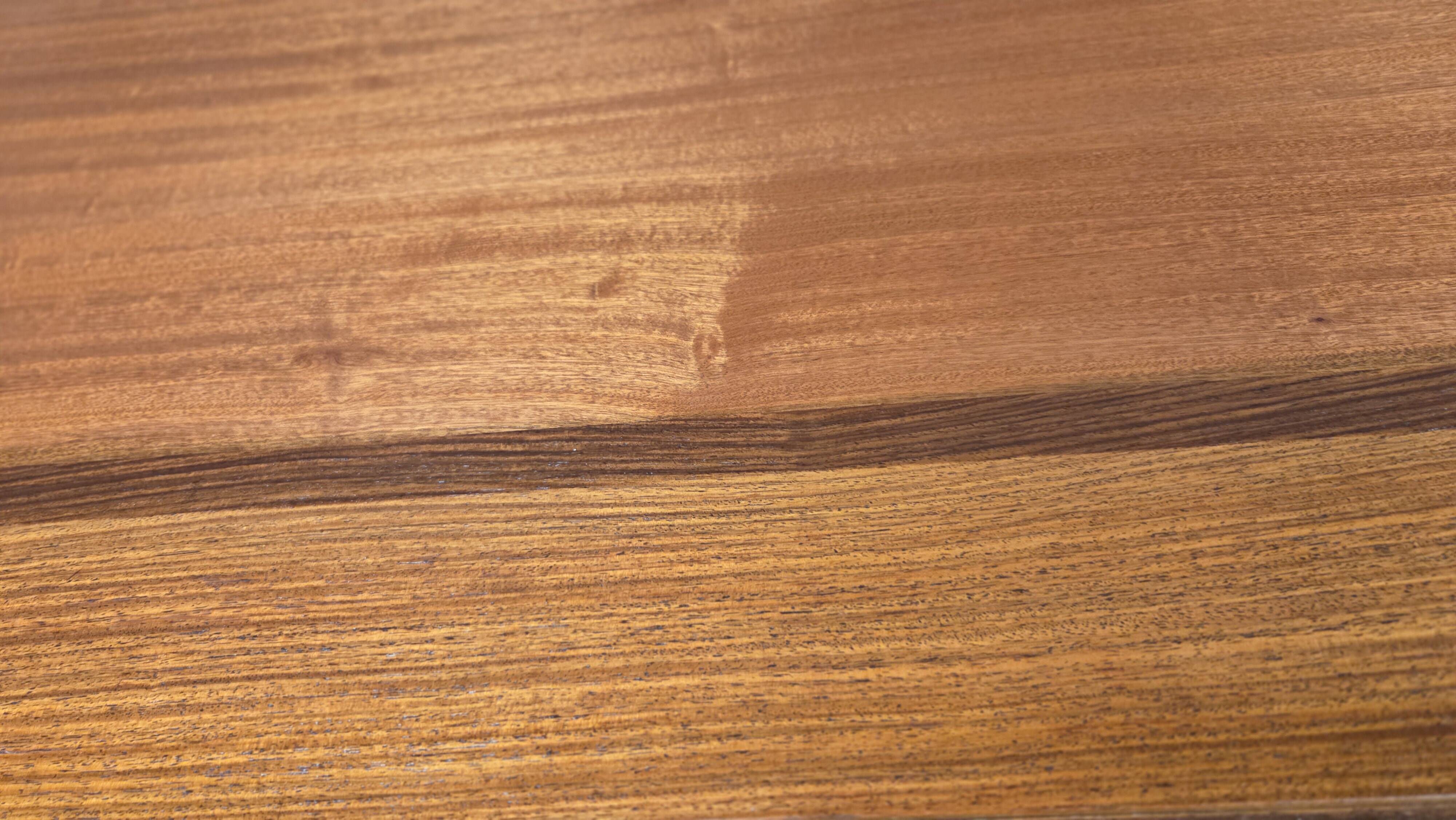 Vintage Scandinavian lowboard in teak – Minimalist sideboard from the 60s/70s.