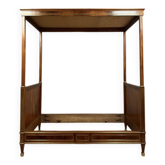 Lit à baldaquin Parisien style louis XVI en acajou et bronze doré vers 1850