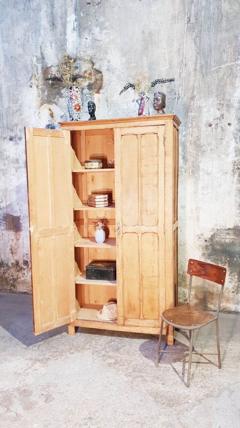 Vintage Parisian wardrobe