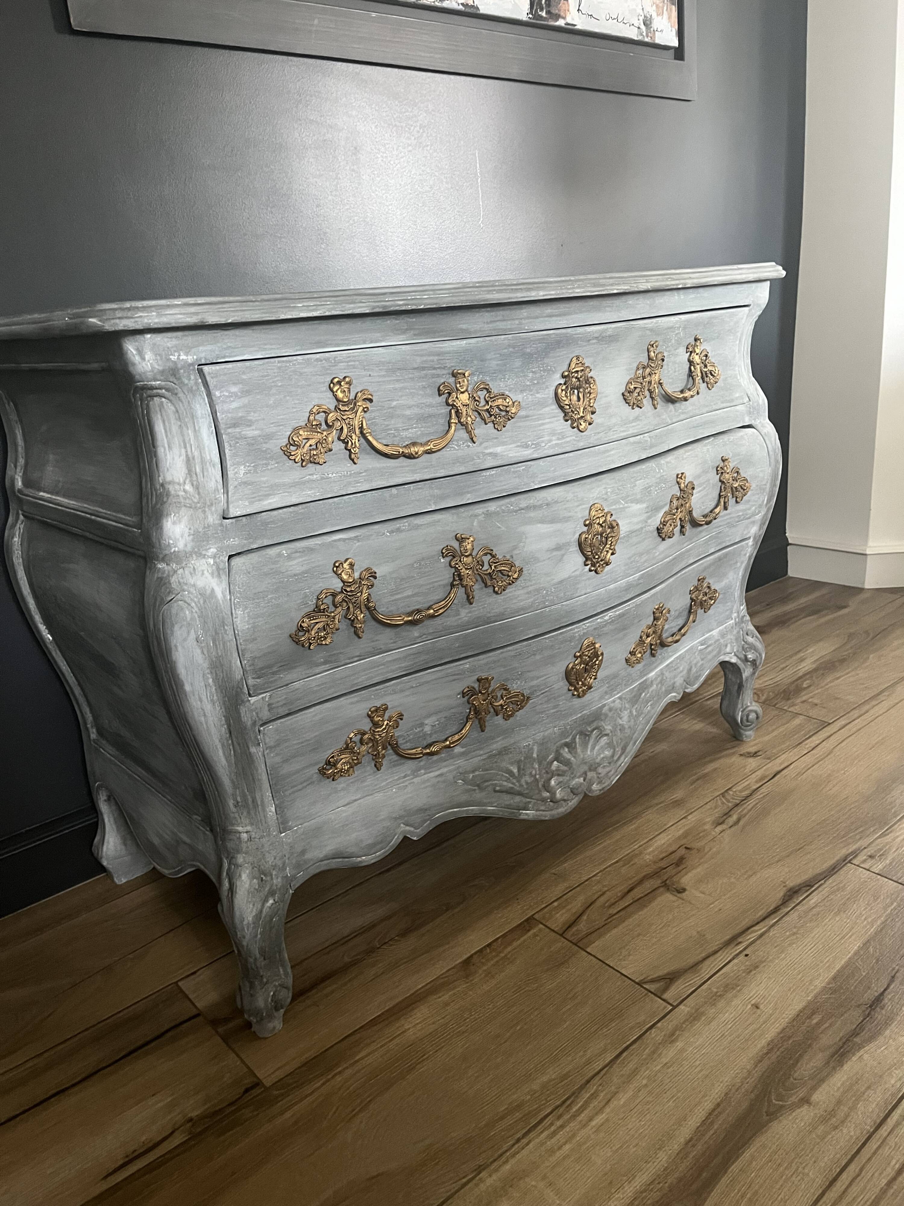 Louis XV style curved chest of drawers