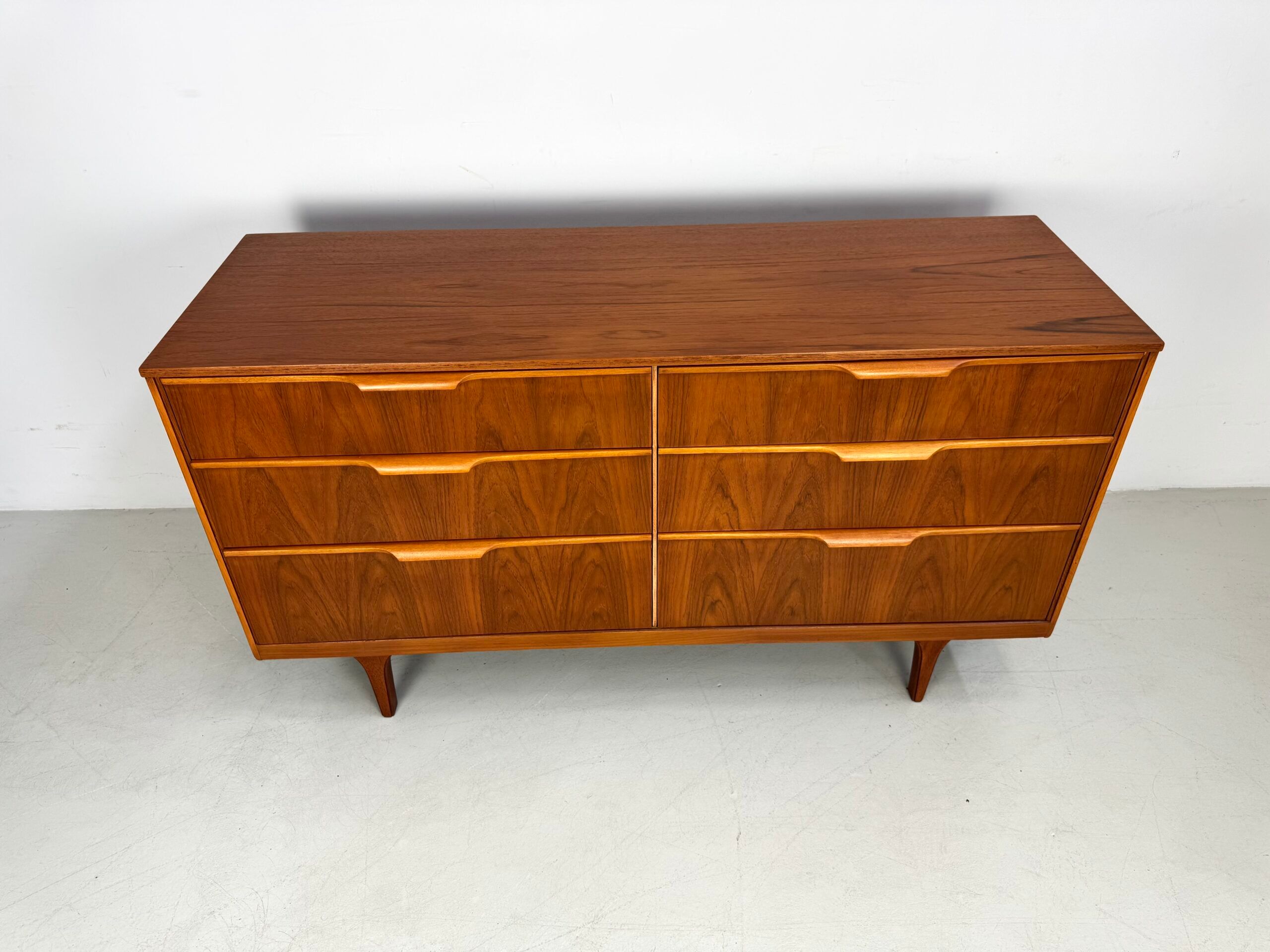 Vintage Austinsuite sideboard.