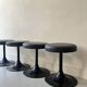 Tabouret tulipe Saarinen noir , design 1970