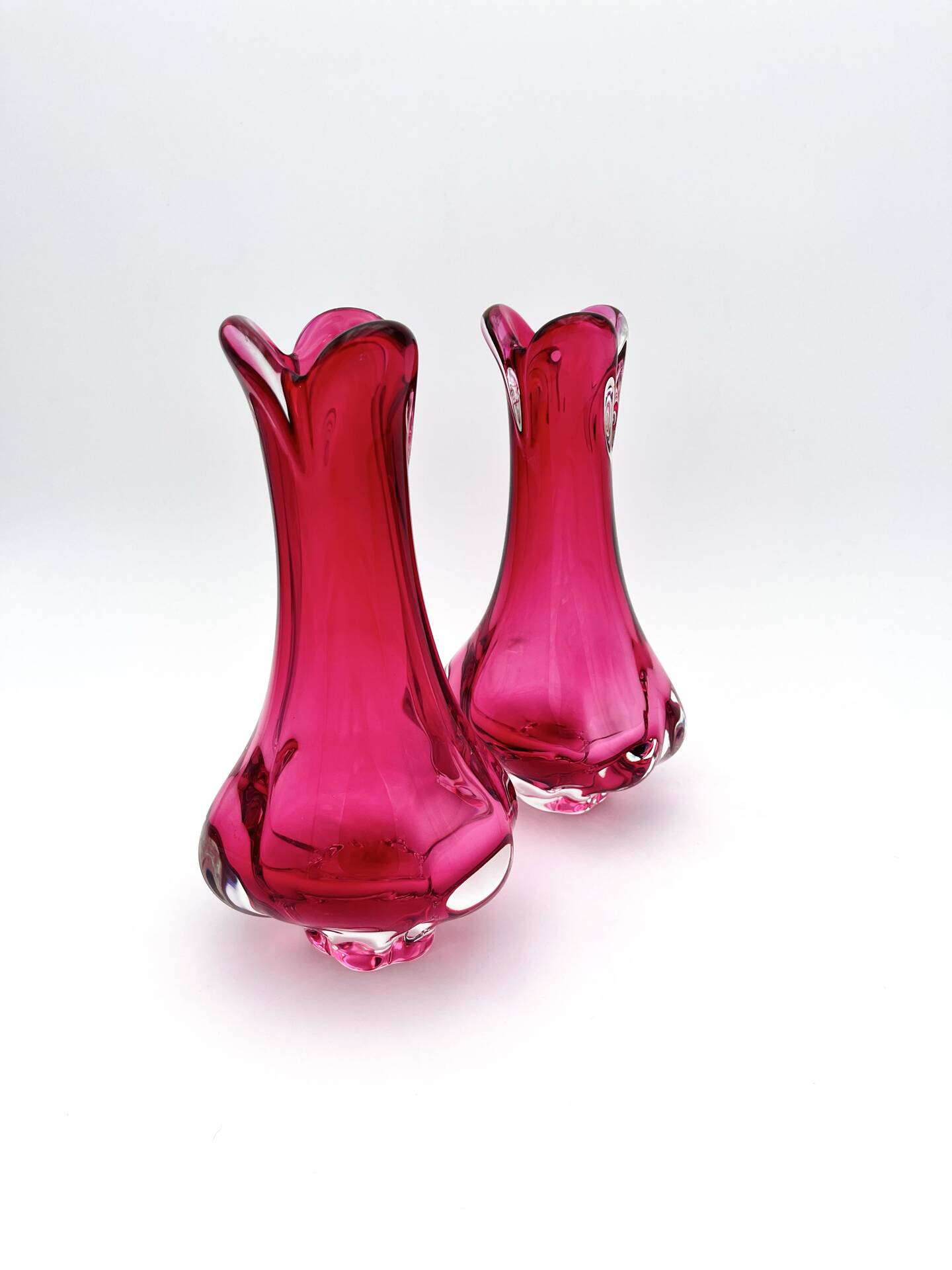 Set of 2 Organic Art Vases Josef Hospodka - Sommerso Fuchsia