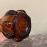 Vase en verre ambré