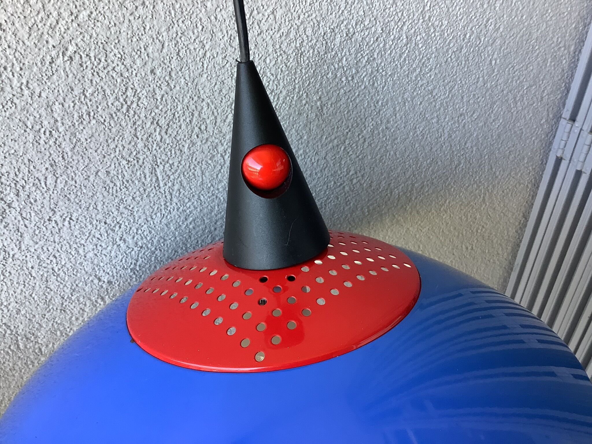 Memphis style pendant light Leuchten Germany