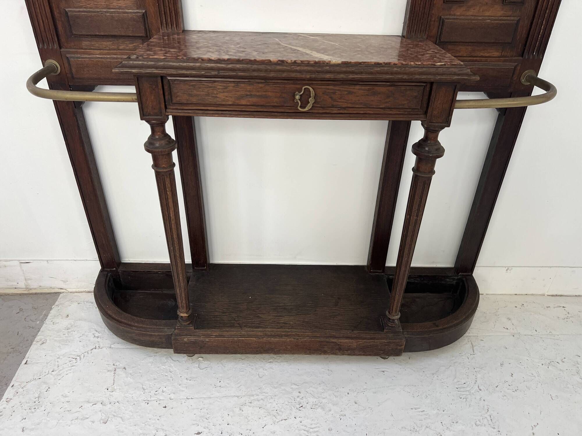 Console coat rack in Louis XVI style with bronze panthers, 20th century.