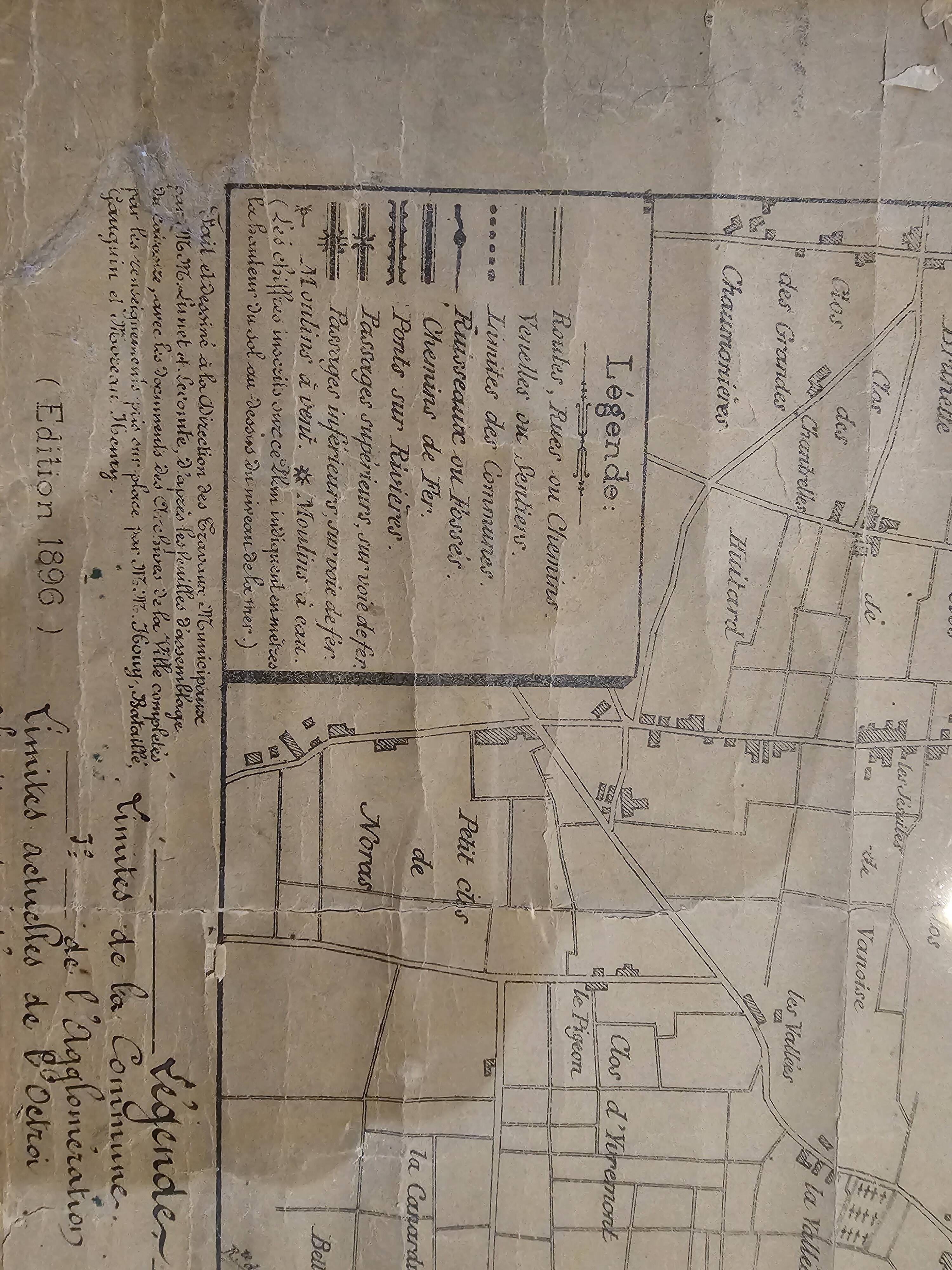 Old map of Orléans under glass frame