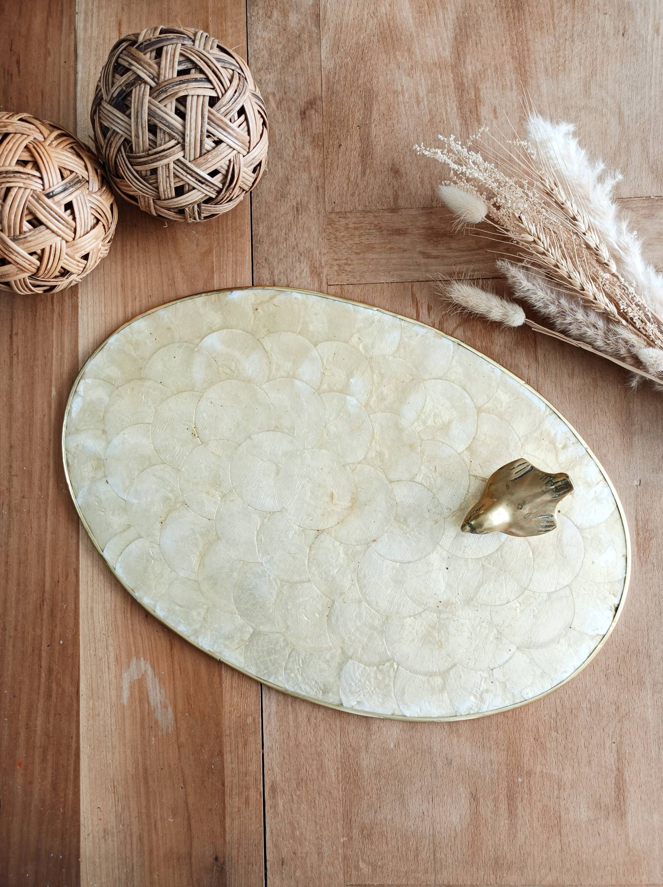 Capiz mother-of-pearl tray, placemat