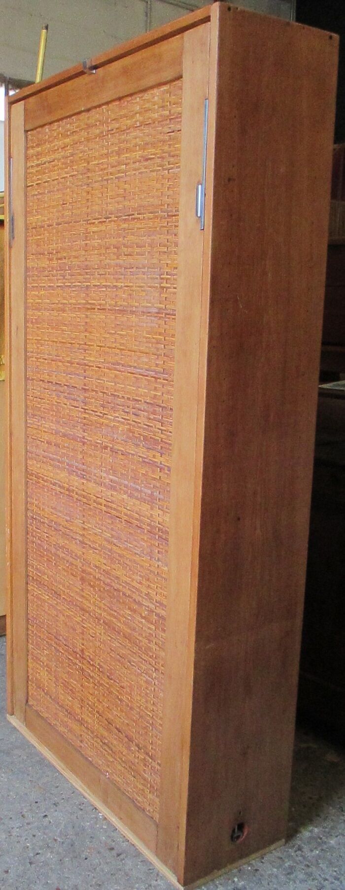 Wall retractable Hans Wegner bed Murphy bed