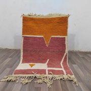 Pure natural wool rug, size 160 x 240 cm