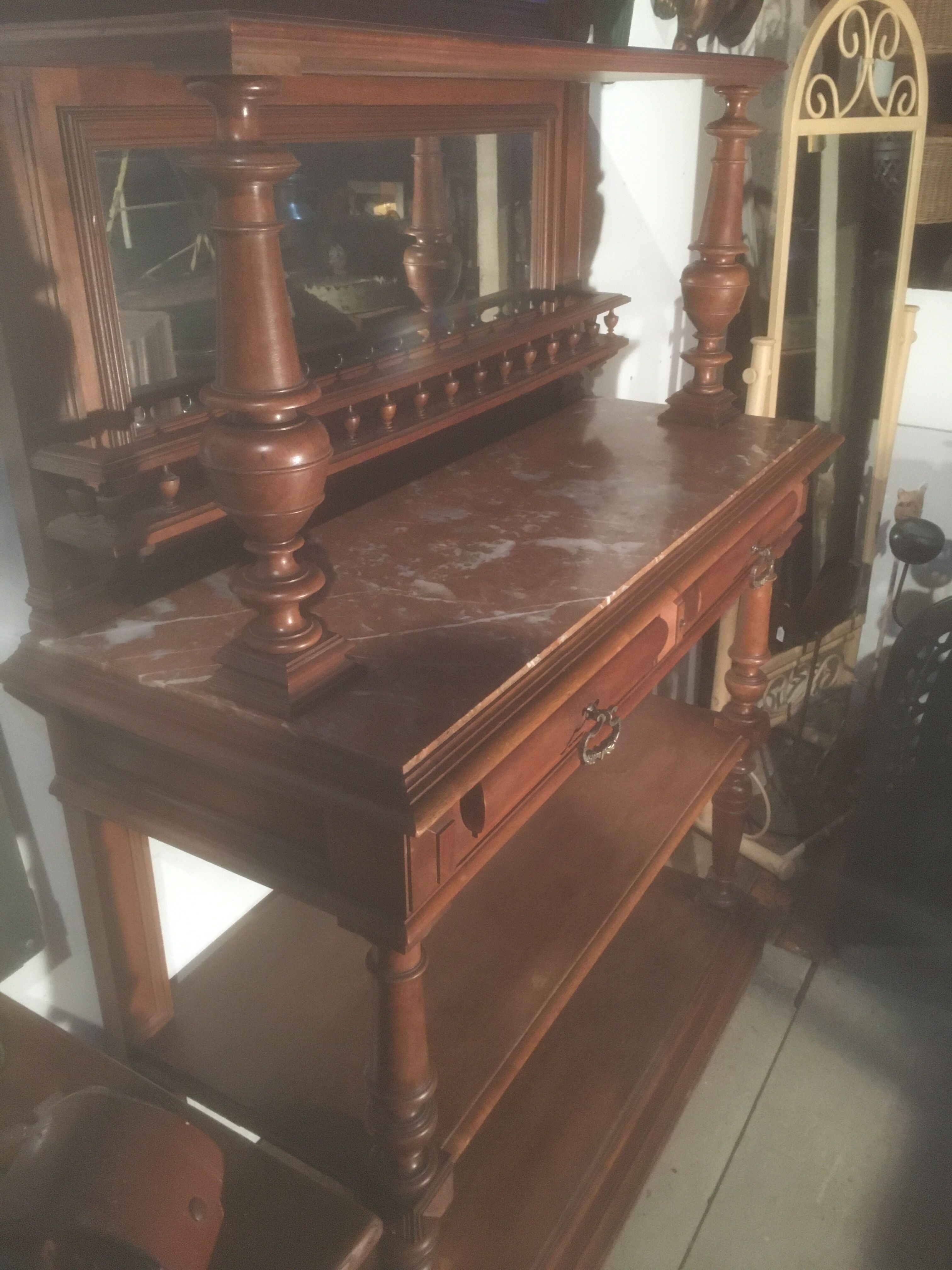 Service Henri ll in walnut, marble top