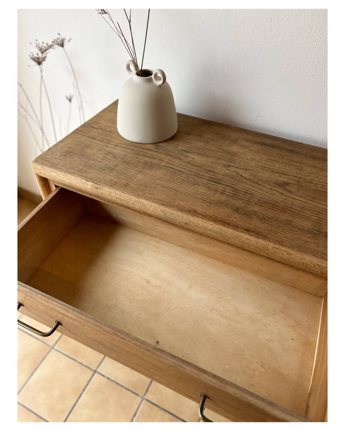 Vintage chest of drawers