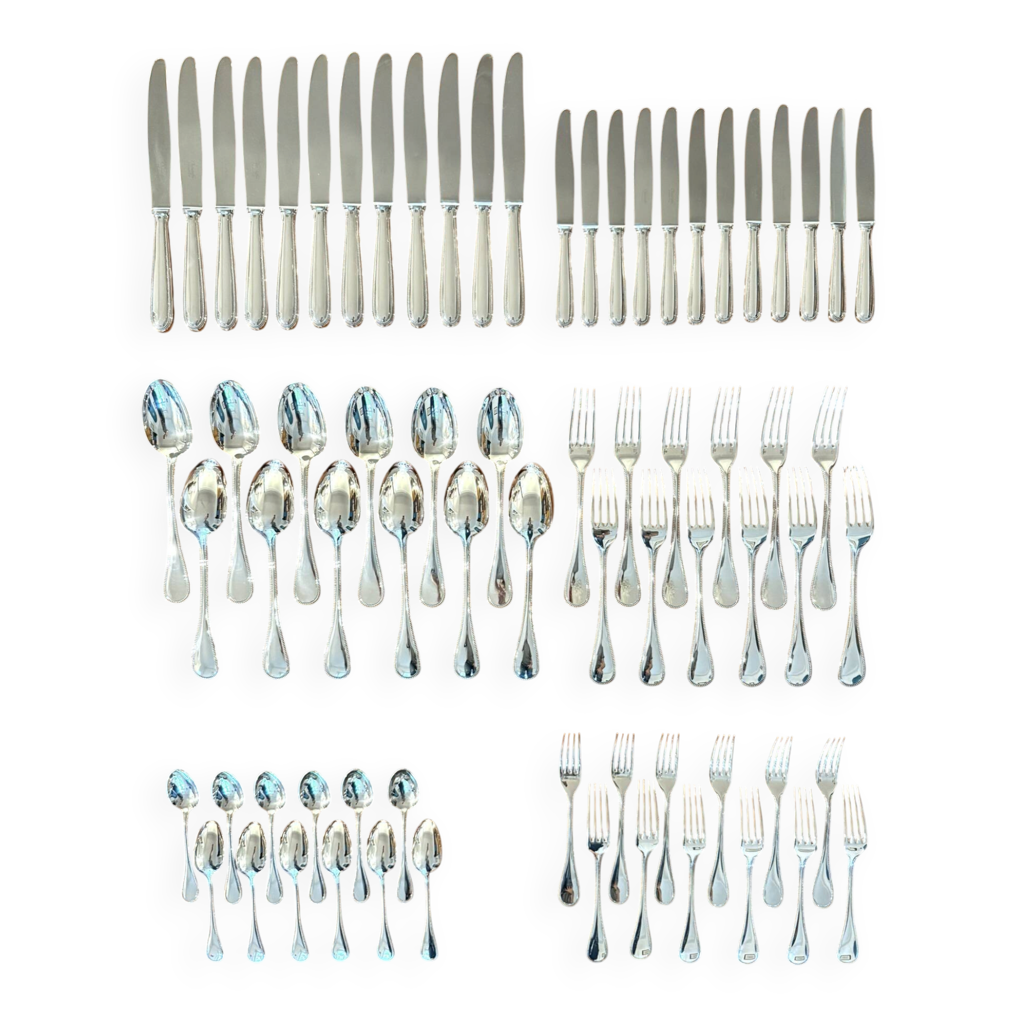 Christofle Perles, 72-piece cutlery set in silver-plated metal, excellent condition.