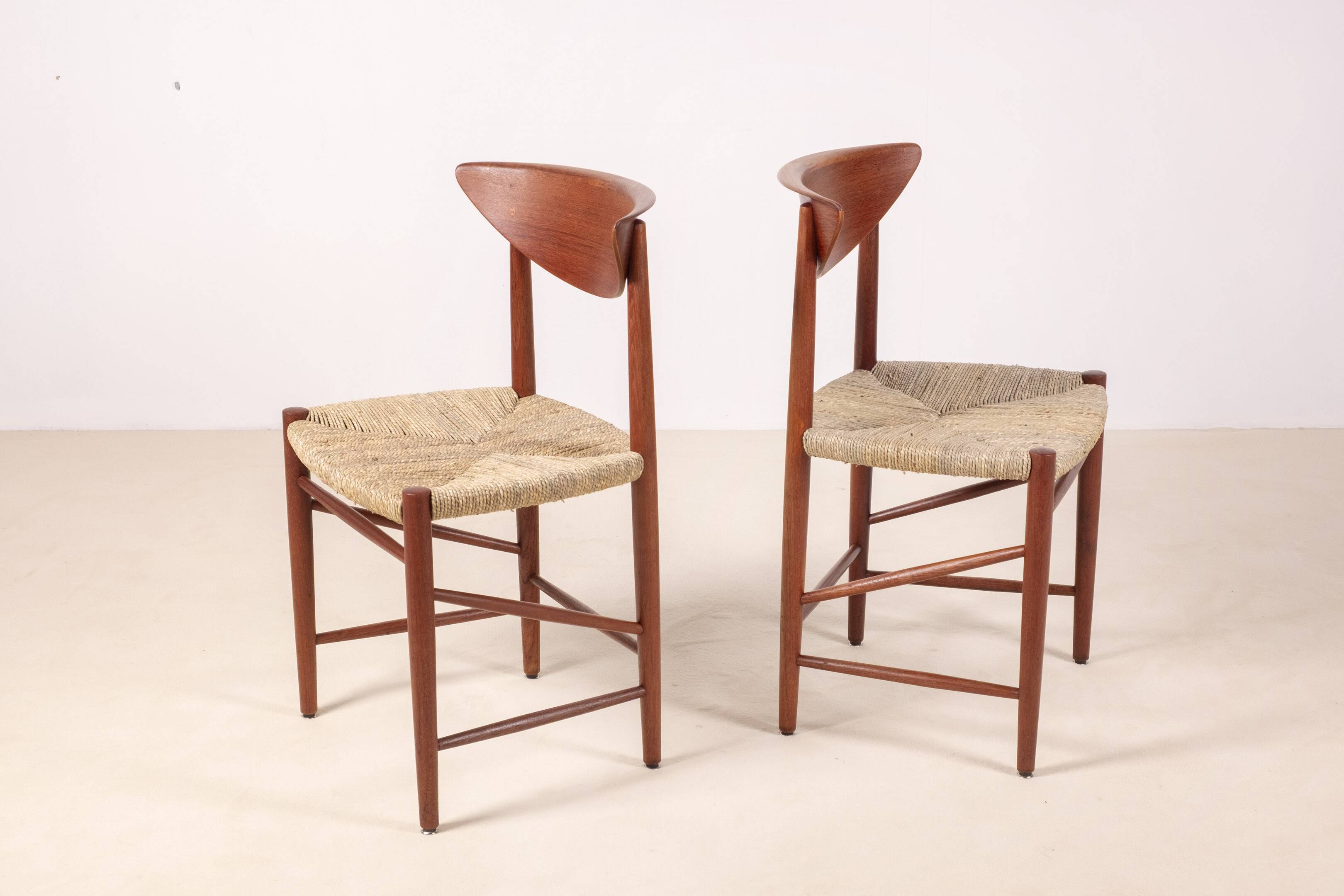 6x Peter Hvidt & Orla Mølgaard-Nielsen dining chair Model 316 in teak