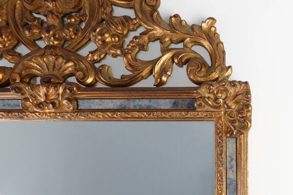 Miroir de style baroque du 20e siècle Deknudt en résine dorée, Belgique