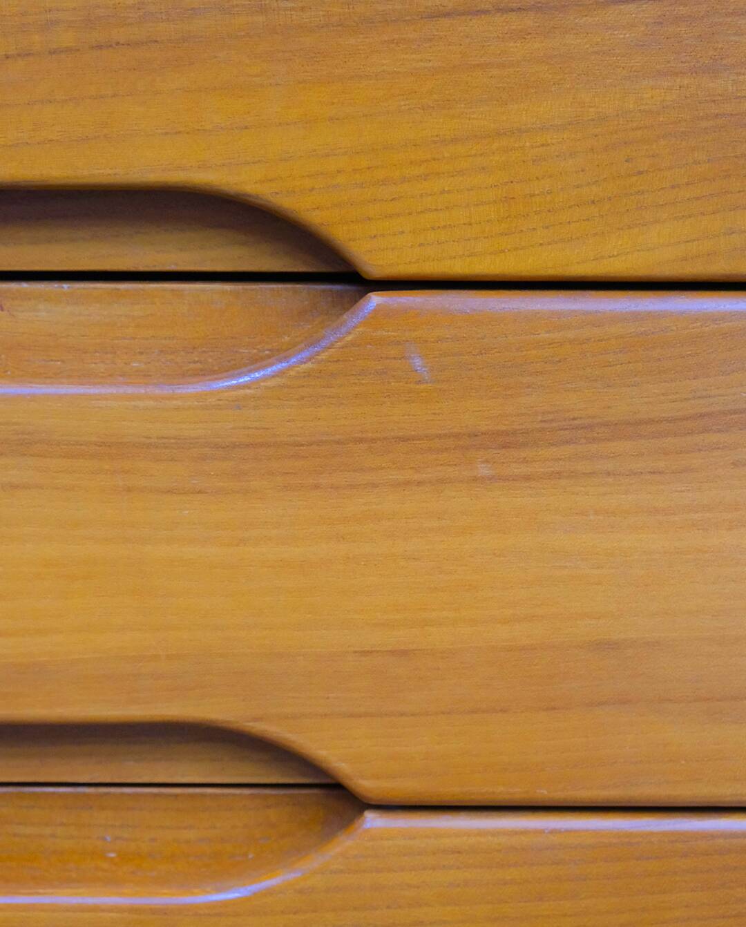 Regain House Chest of Drawers