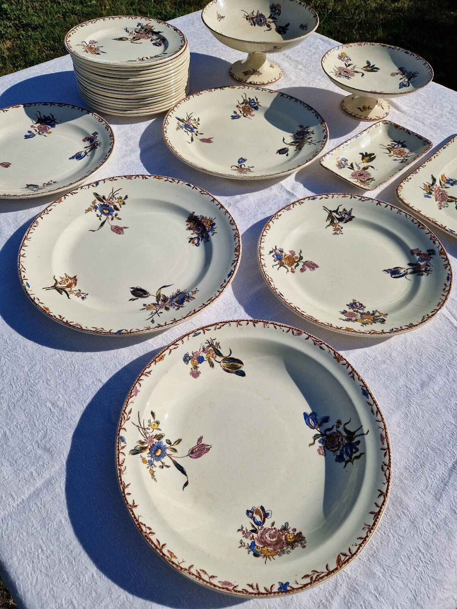 Clairefontaine earthenware plate and fruit bowl set, Saxe model