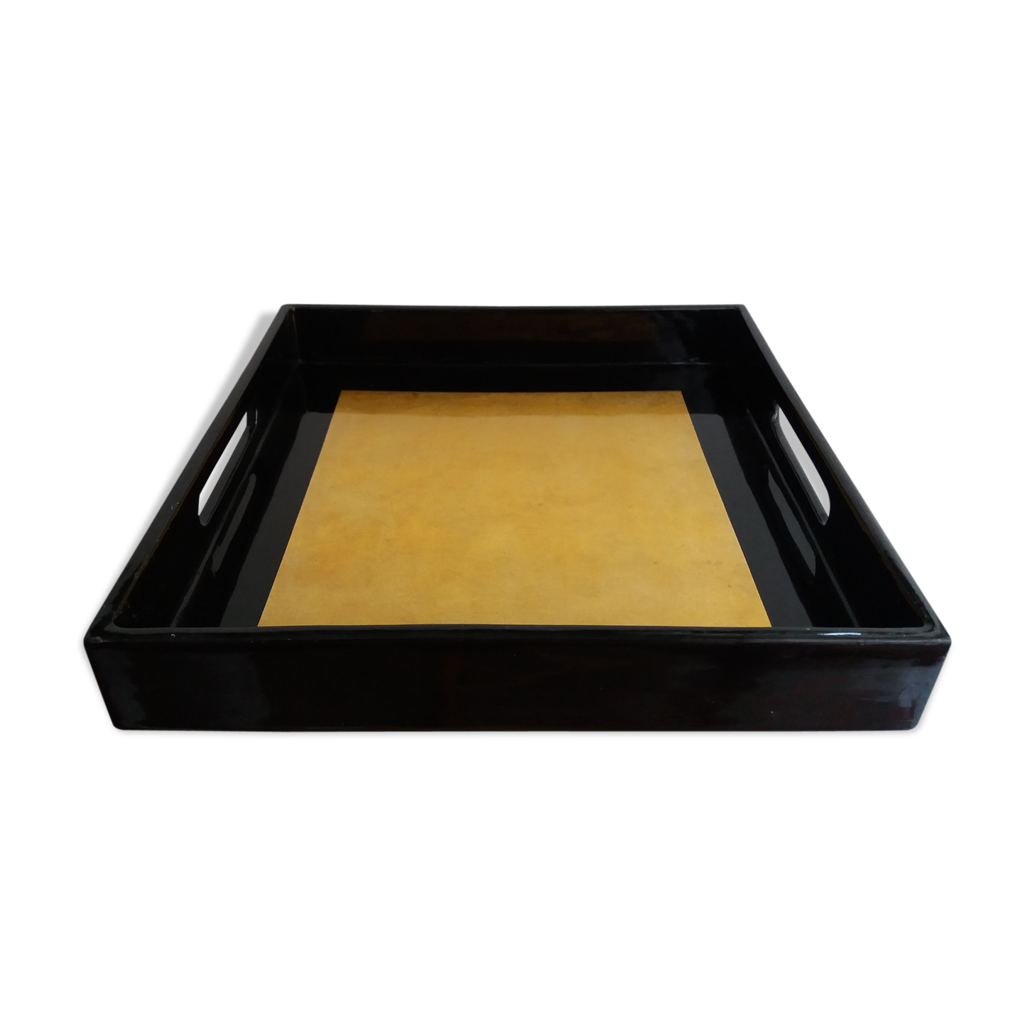 Plateau japonais en bois laqué noir décoré d'unze feuille d'or