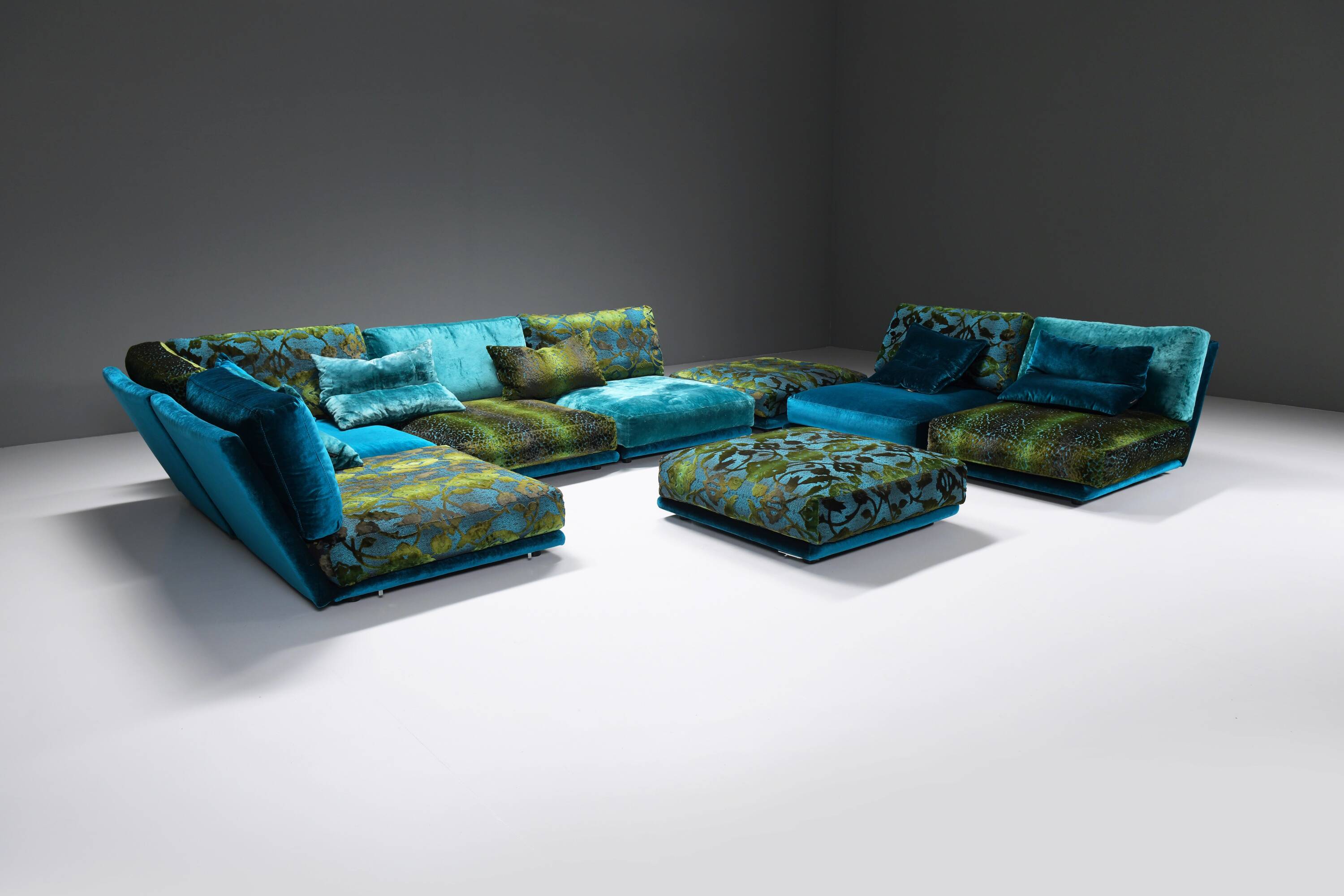 Stunning NAPALI 126 modular velvet sofa by the Bretz Brothers for Bretz Germany