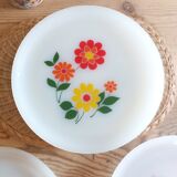 6 Arcopal 70s dessert plates