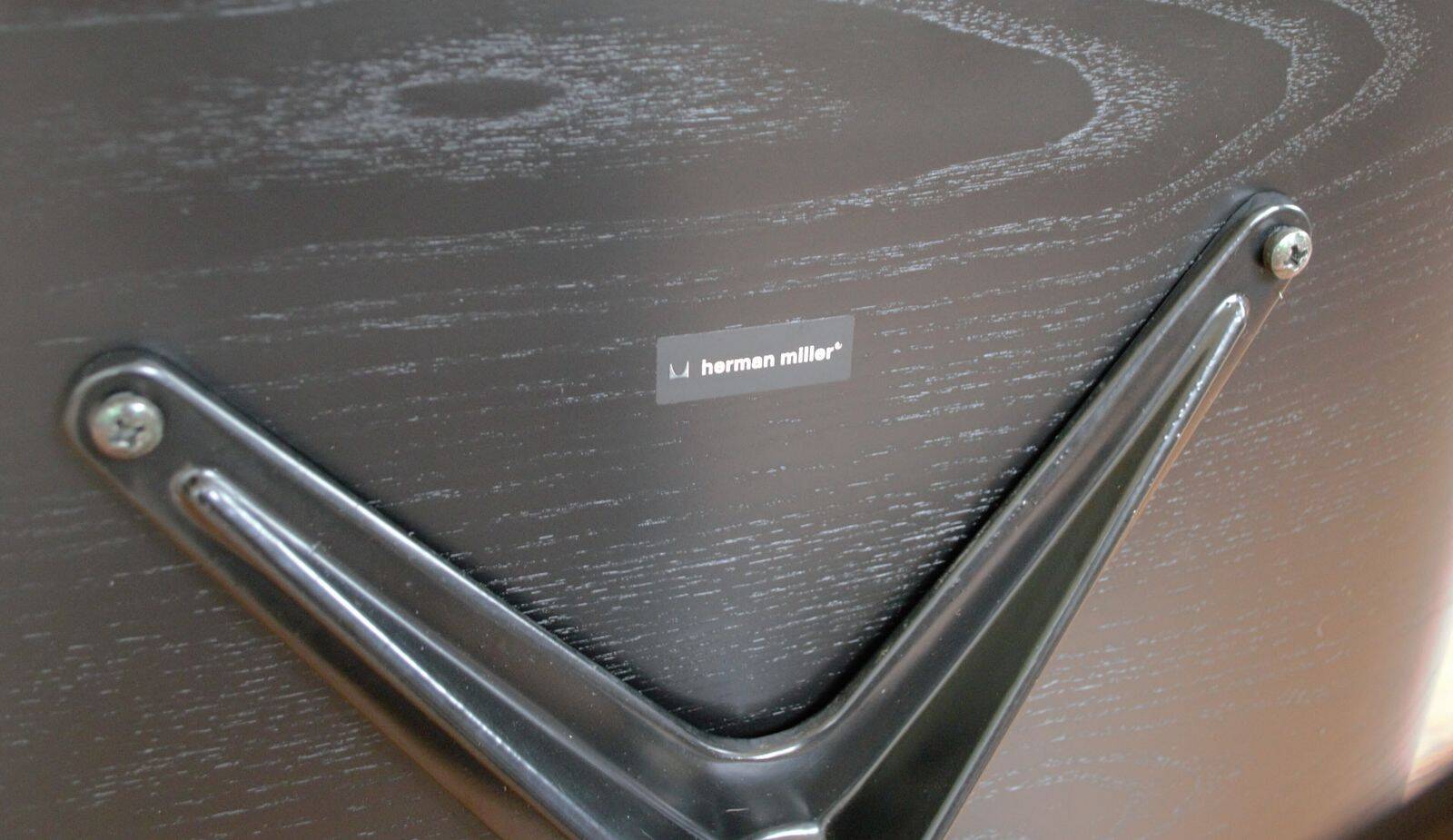 Herman Miller 670 restored version / new leather interior