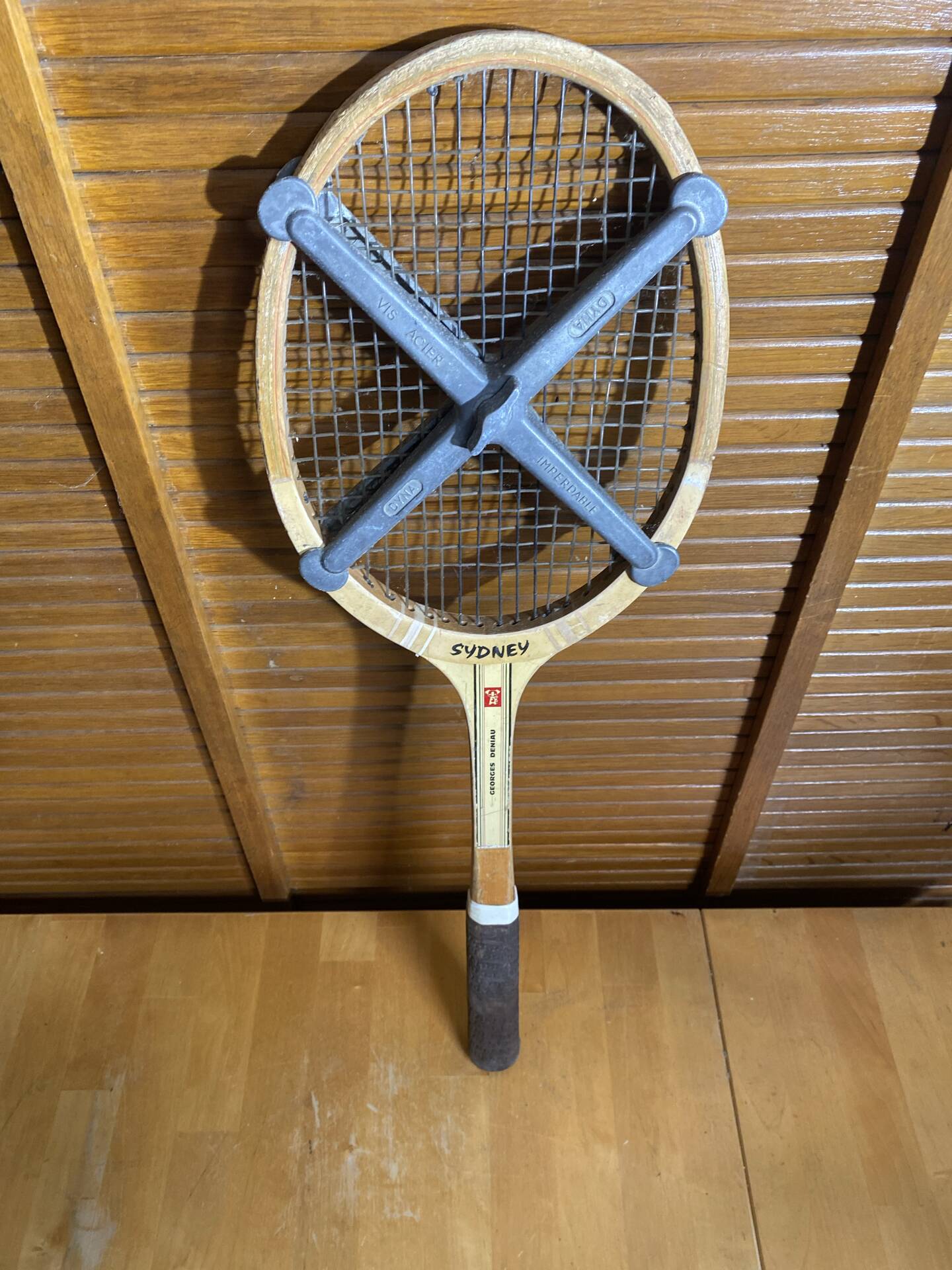 Old Tennis Racket SYDNEY Georges DENIAU Wood + DYNA Metaly Vintage