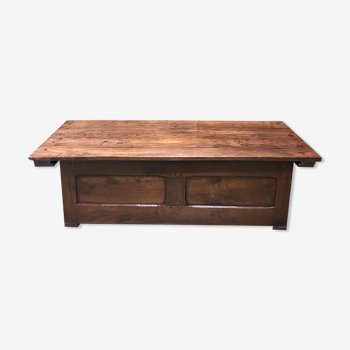 Table basse coffre en châtaignier XIXème