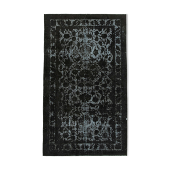 Tapis noir turc antique des années 1970 150 cm x 250 cm fait à la main