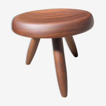 Low shepherd stool by Charlotte Perriand, edition Cassina