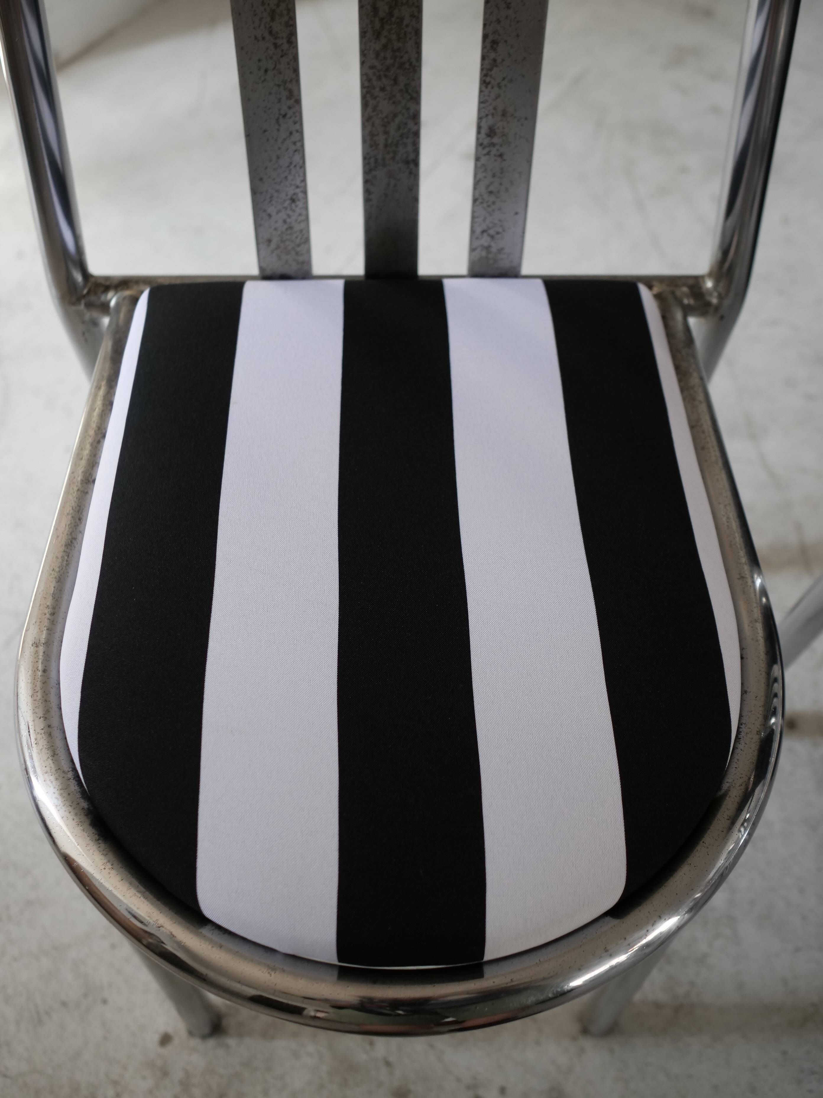 3 chaises Robert Mallet-Stevens No.222 Pallucco Italia