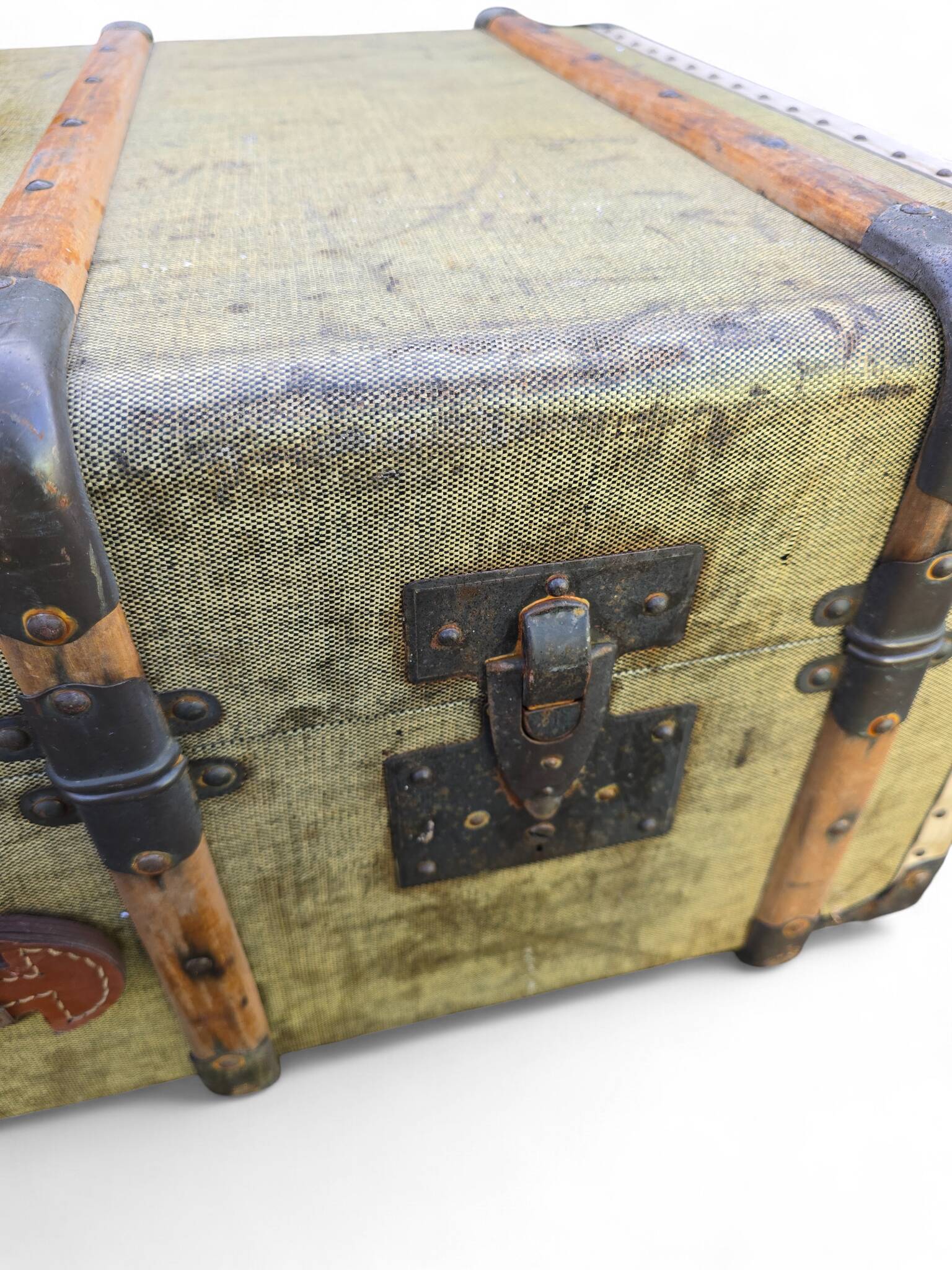 Antique travel trunk 1920