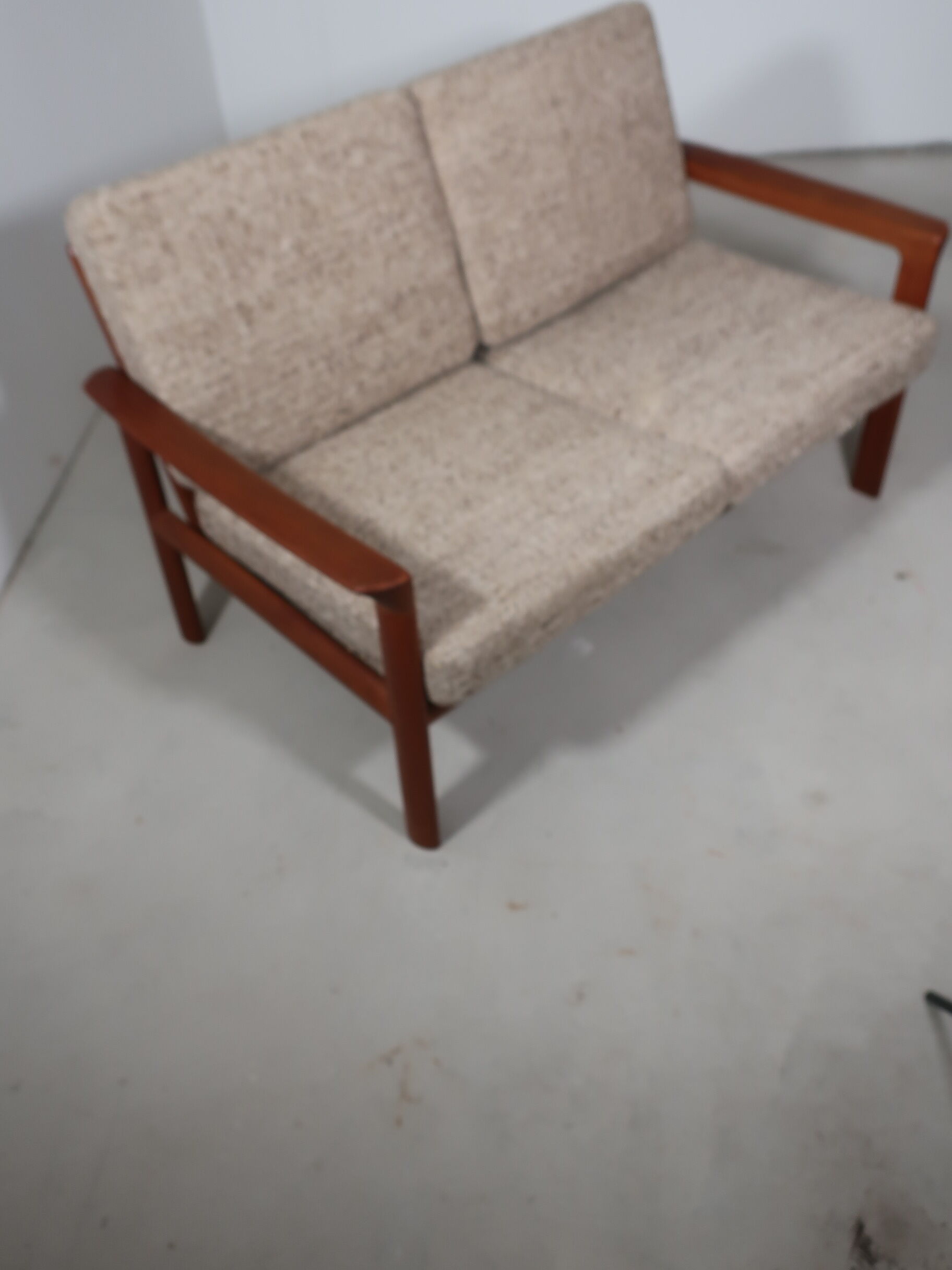 Two-seater sofa in massive teak 60s edition Dyrlund