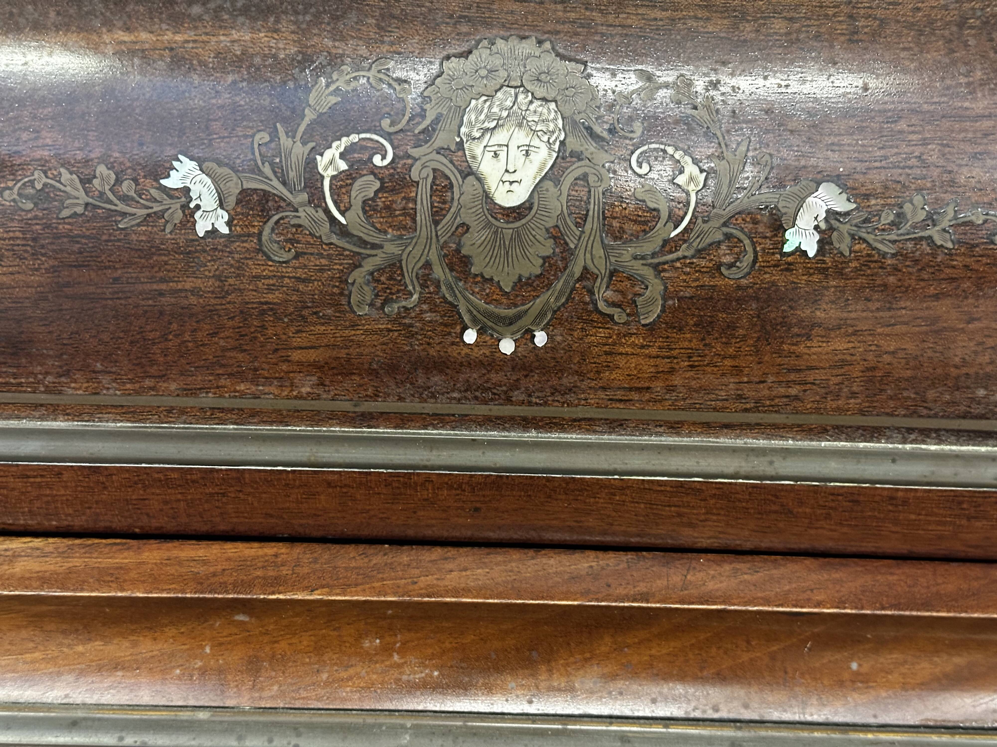 Secretary - Bonheur du Jour with pearly Louis XVI style system