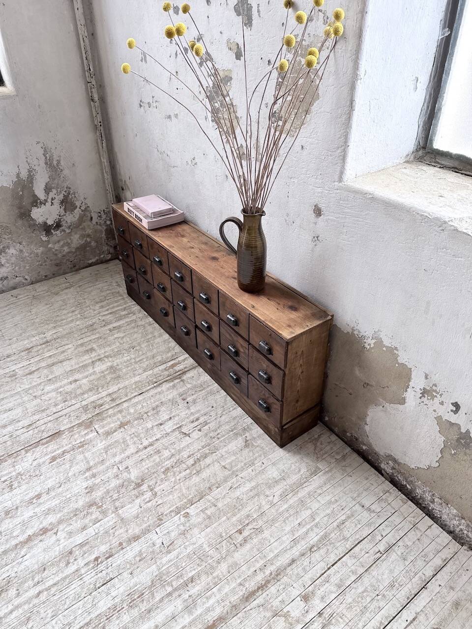 Craftsman's furniture oak XS 1950