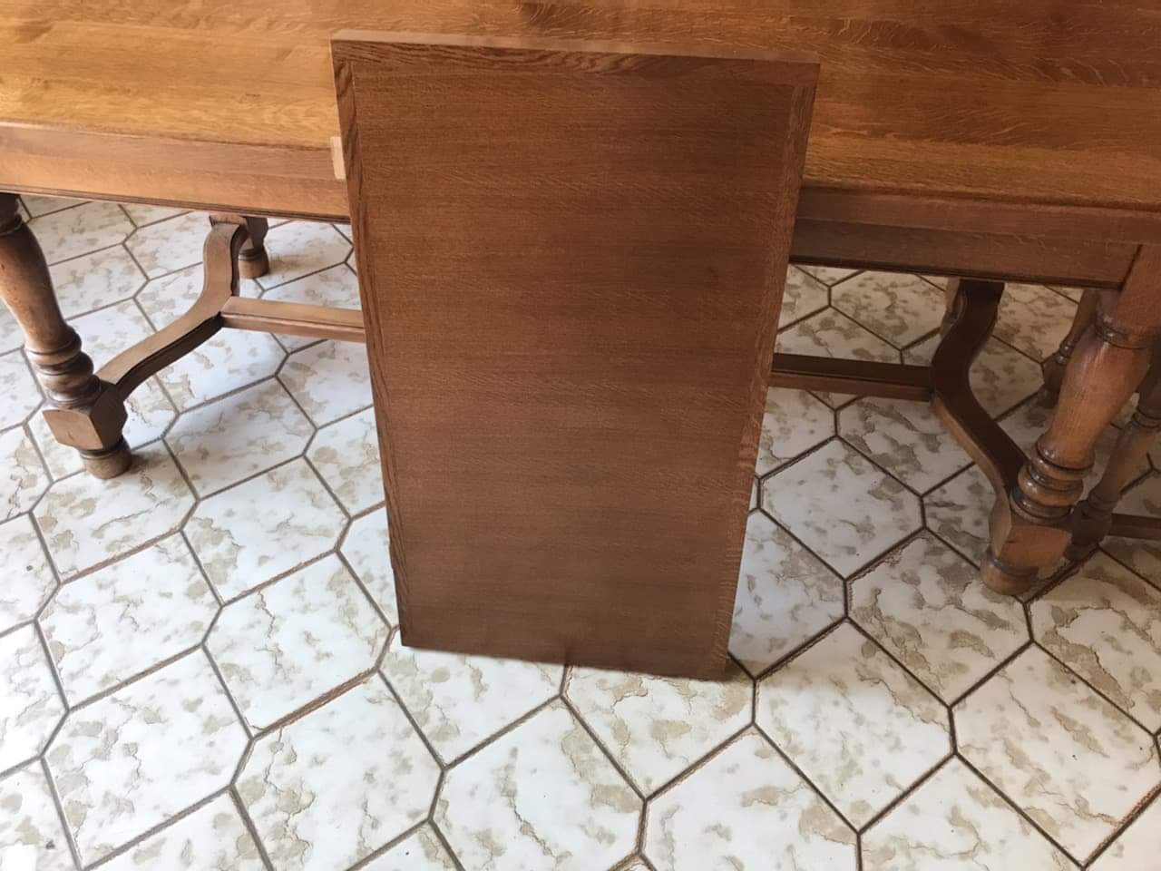 Solid oak country table