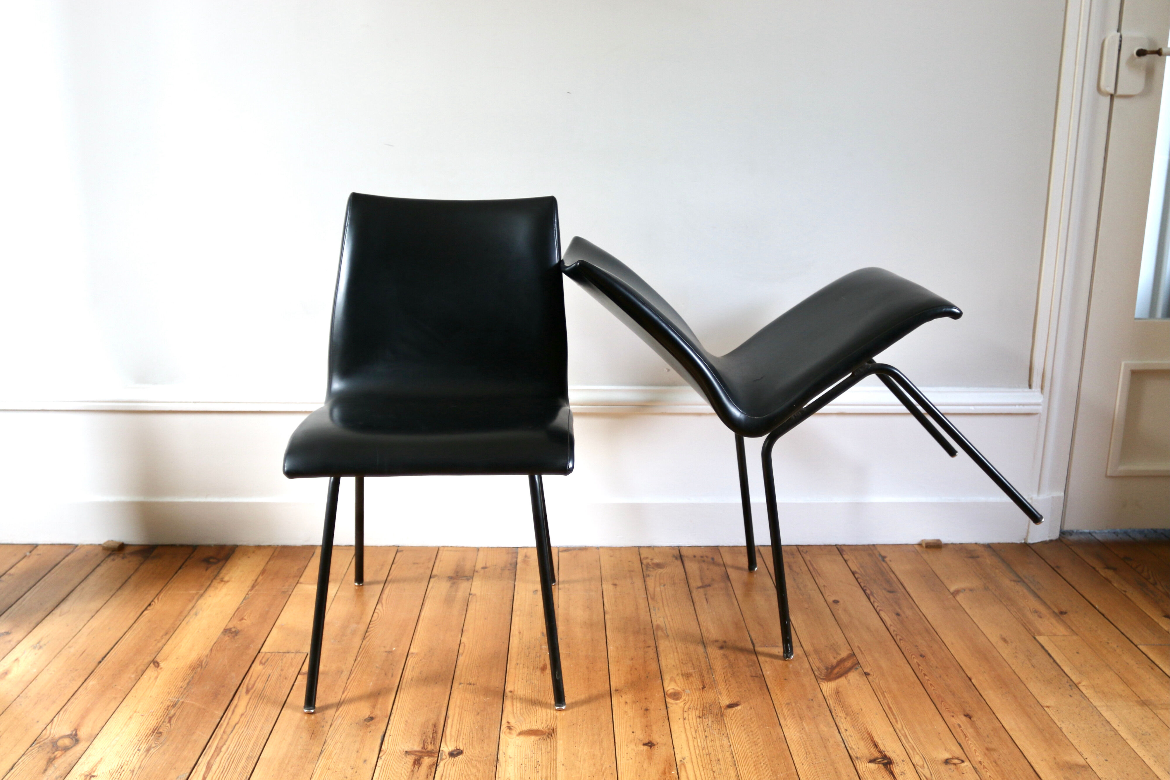 Series of 4 vintage chairs 1950