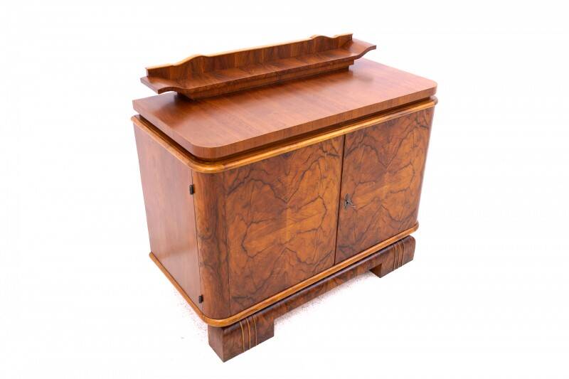 Interesting Art Deco chest of drawers, Poland, circa 1930.