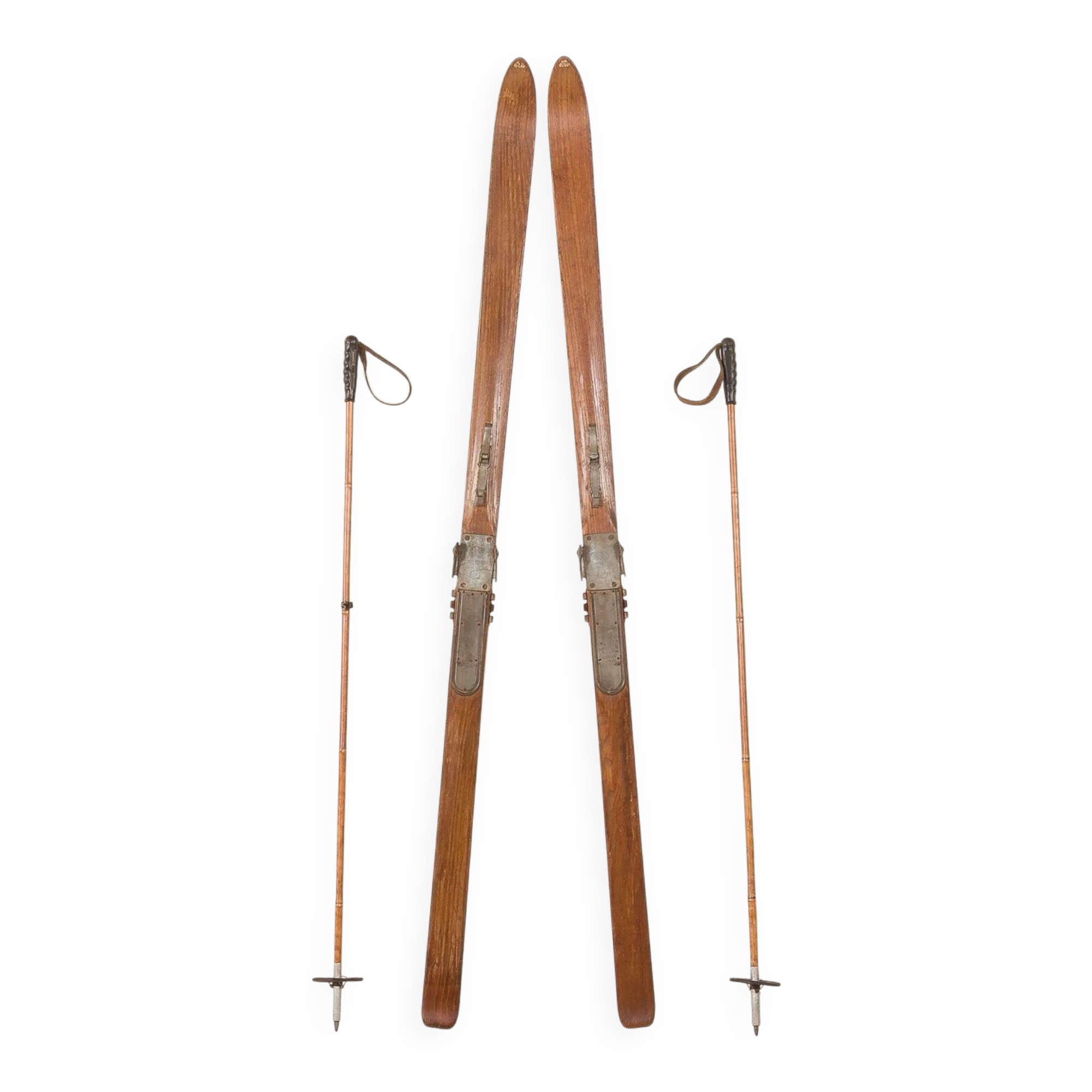 Paire de skis en bois vintage avec fixations Geze Kandahar et bâtons en bambou, années 1950