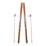 Paire de skis en bois vintage avec fixations Geze Kandahar et bâtons en bambou, années 1950