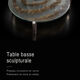 Table basse ronde à double plateau de verre, décor sculpté en spirale