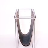 Design magazine holder of Gérard Rignault editions Goup SA