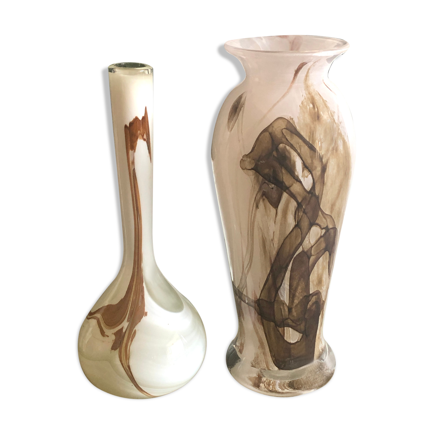 2 vases blown glass signed