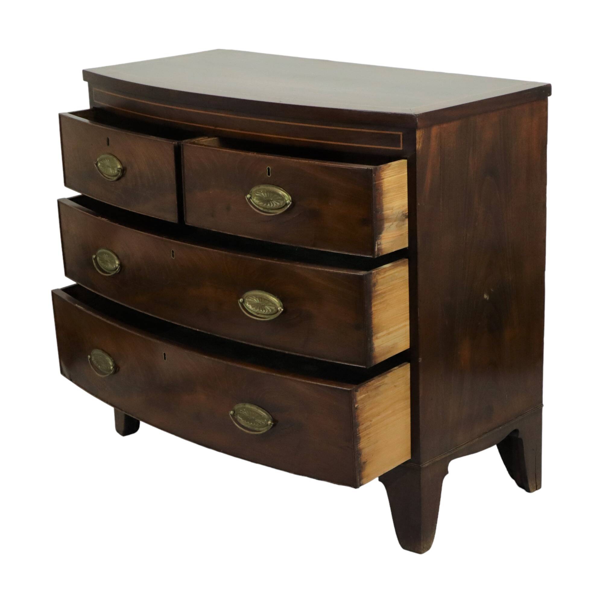 Grande commode antique anglaise bow front 1860 placage d'acajou 106cm