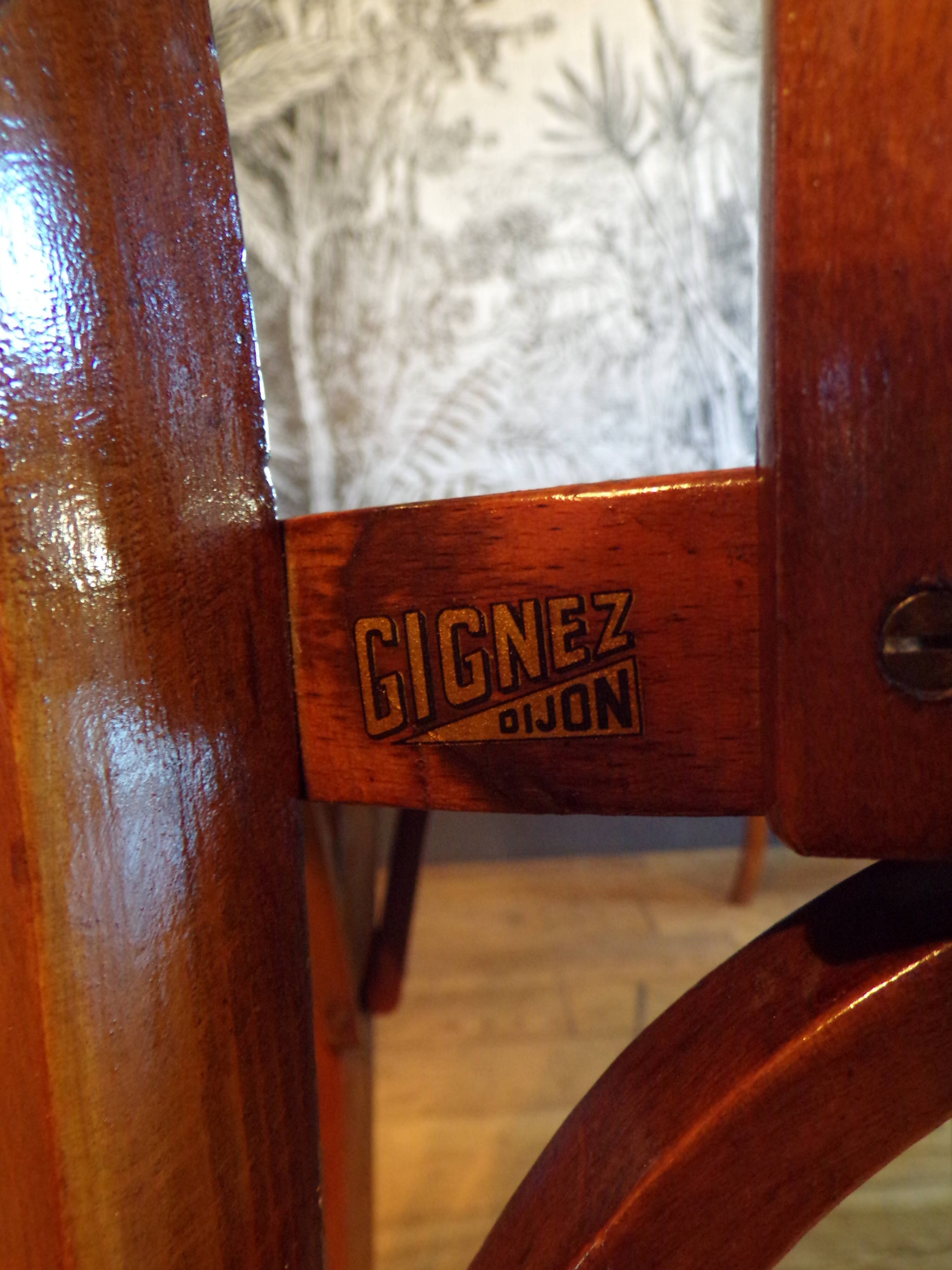 Set of 5 Gignez bistro chairs