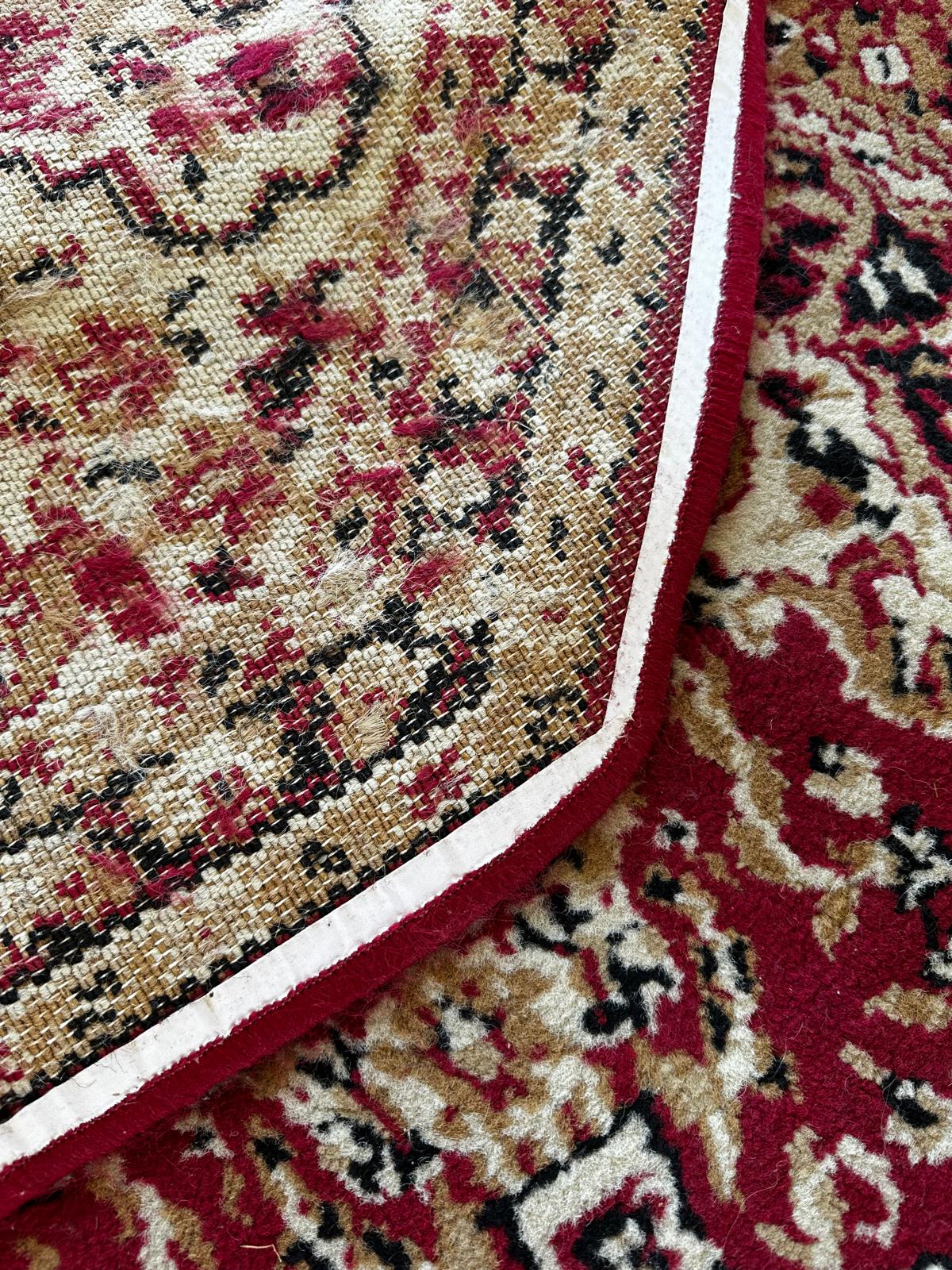 Oriental octagonal rug 190cm in diameter