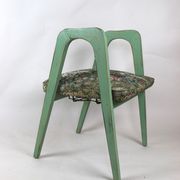 Lot de 2 tabourets verts à fleurs vintage