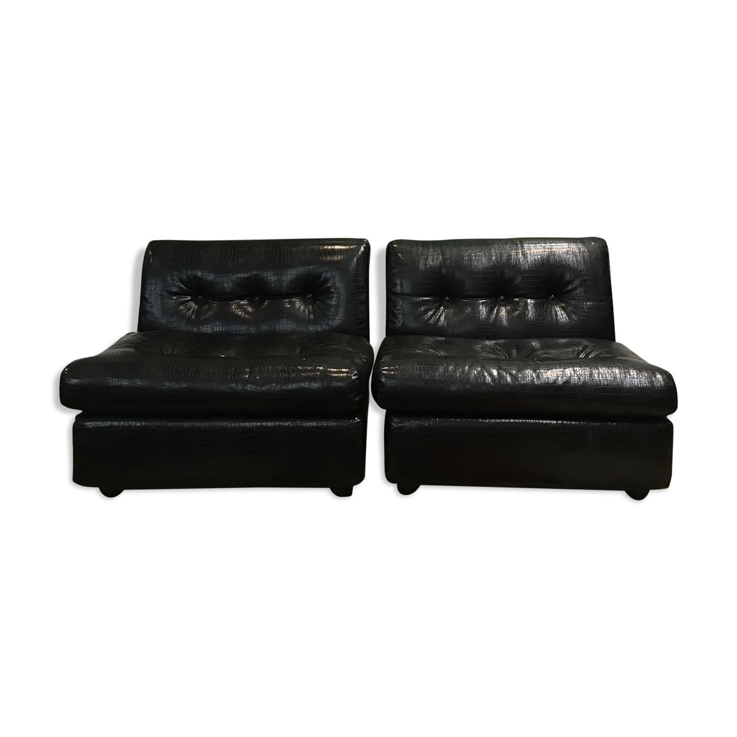 Amanta faux leather armchairs by Mario Bellini for B&B Italia