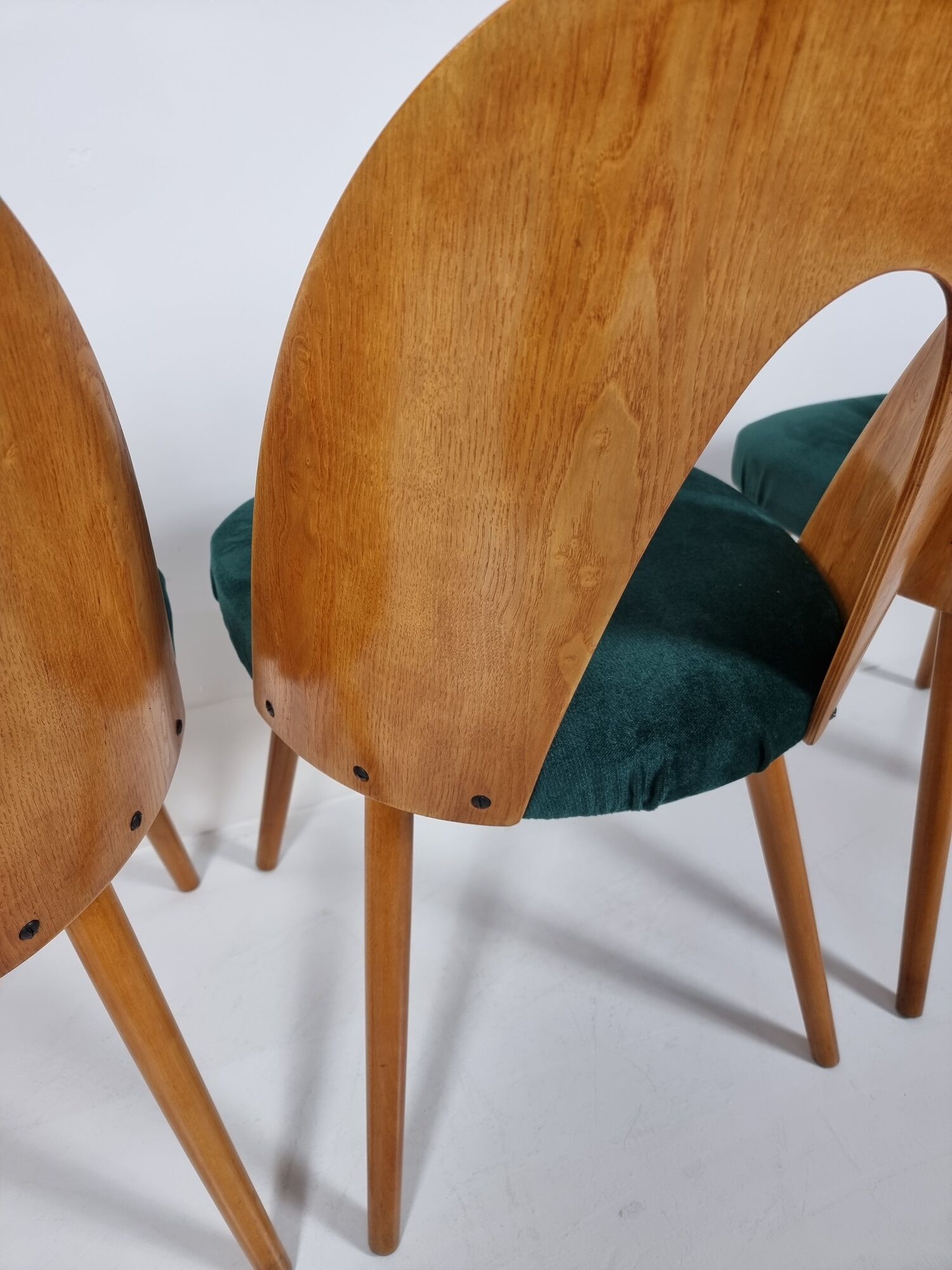 Dining Chairs by Antonín Šuman for Tatra, 1960s, Set of 4