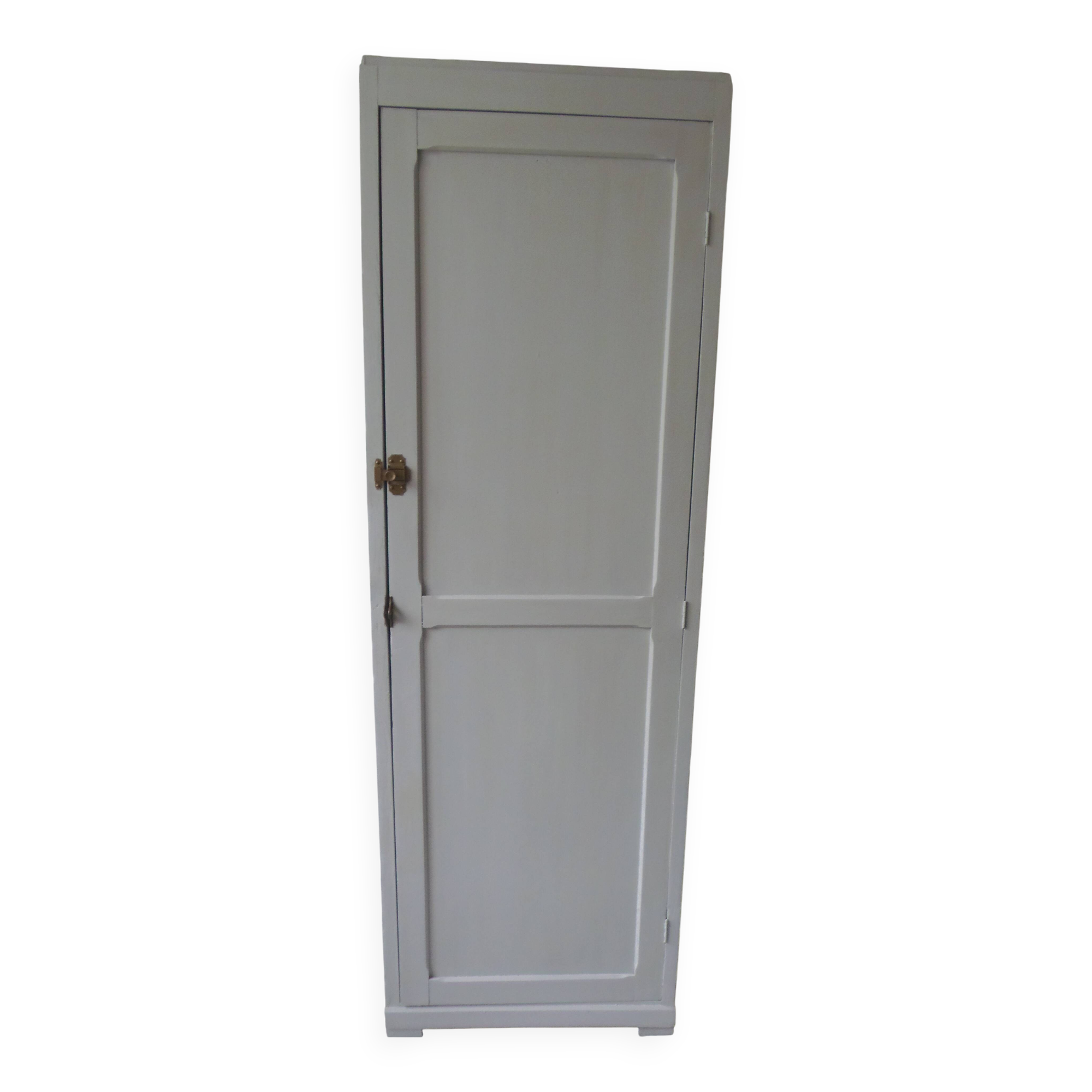 Vintage Parisian wardrobe re-enchanted in pearl gray with waxed finish.