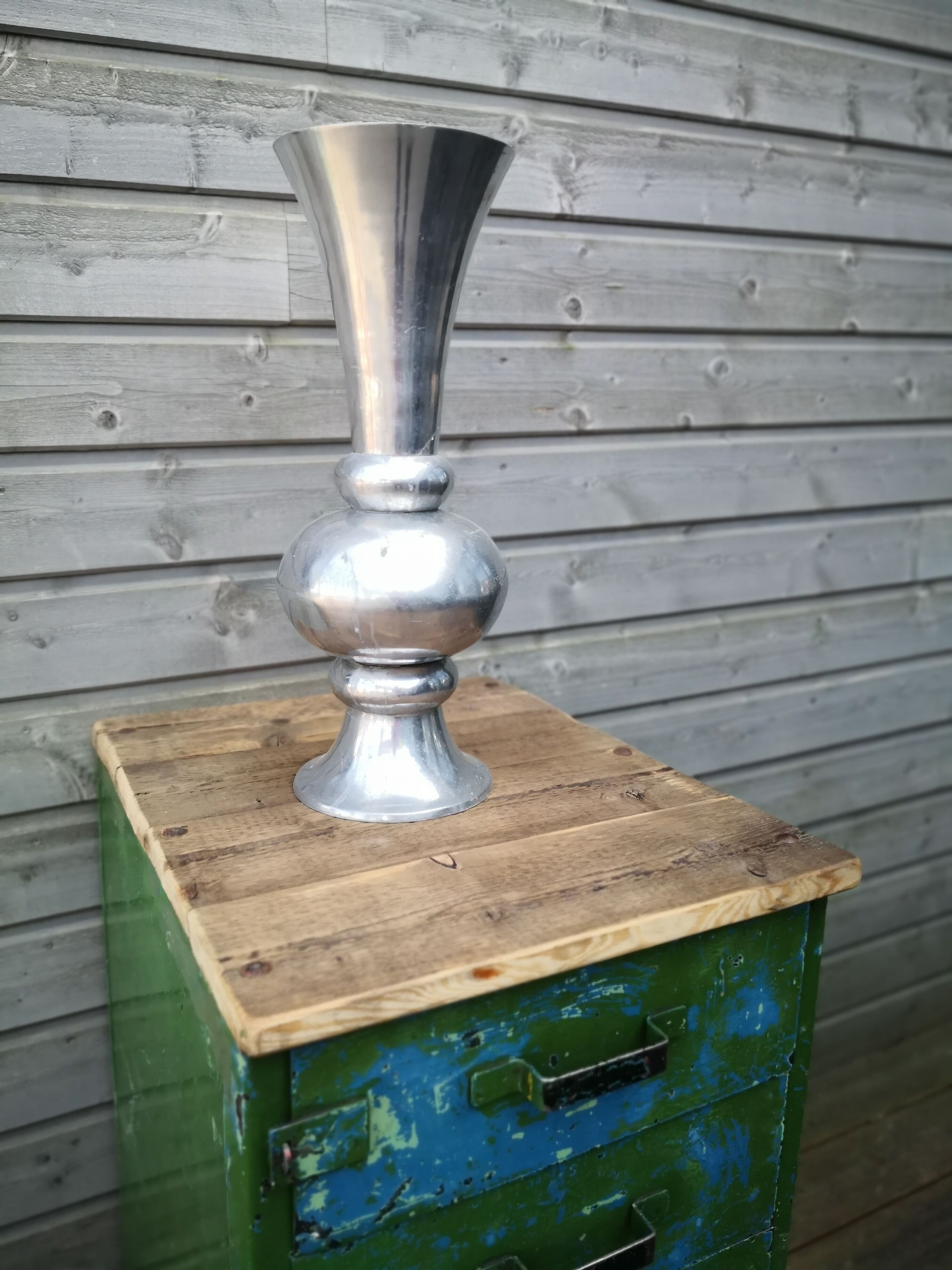 Drawer cabinet, sheet metal service for mechanical workshop, industrial